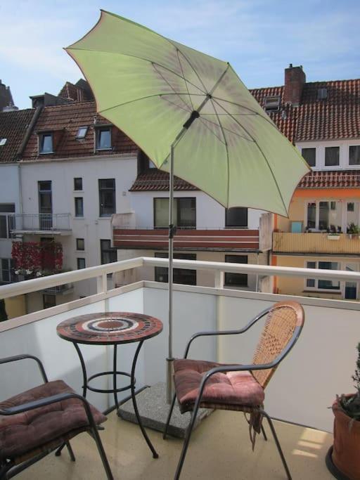 Modernes 1 Zimmer Luxusappartement Kleiner Roland Mit Parkplatz Und Balkon In Bremen Naehe Zentrum Dış mekan fotoğraf